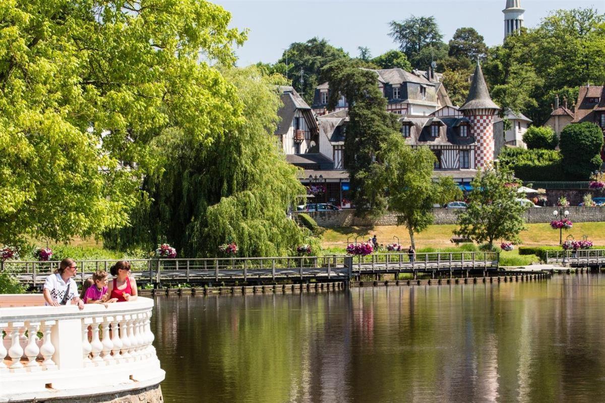 Studio Avec Superbe Vue 5Min A Pied Des Thermes Bagnoles de l'Orne Normandie 外观 照片
